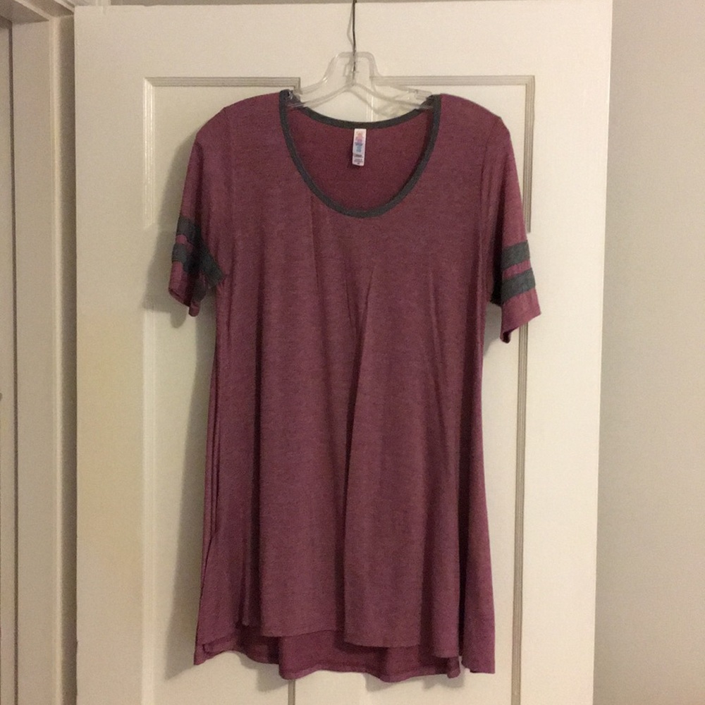 LuLaRoe tunic (size XS); maroon and gray